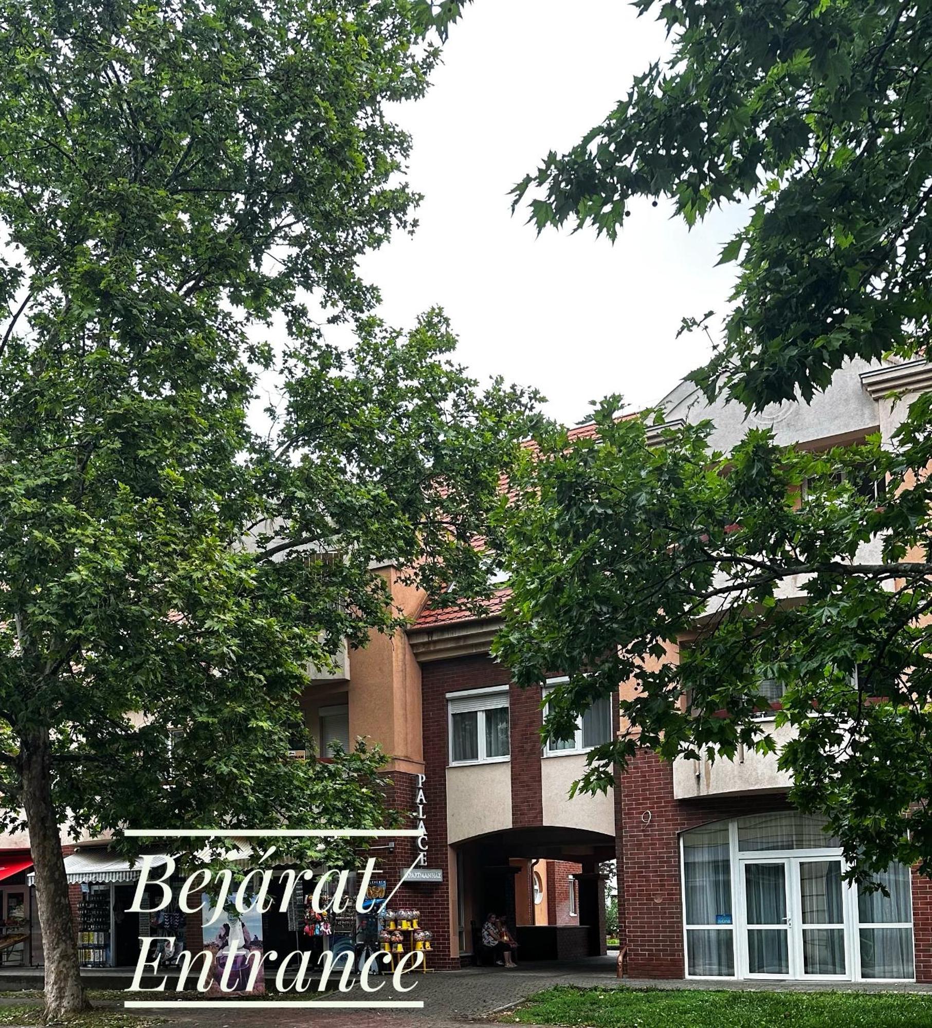 Corso Apartman Hajduszoboszlo Exterior photo